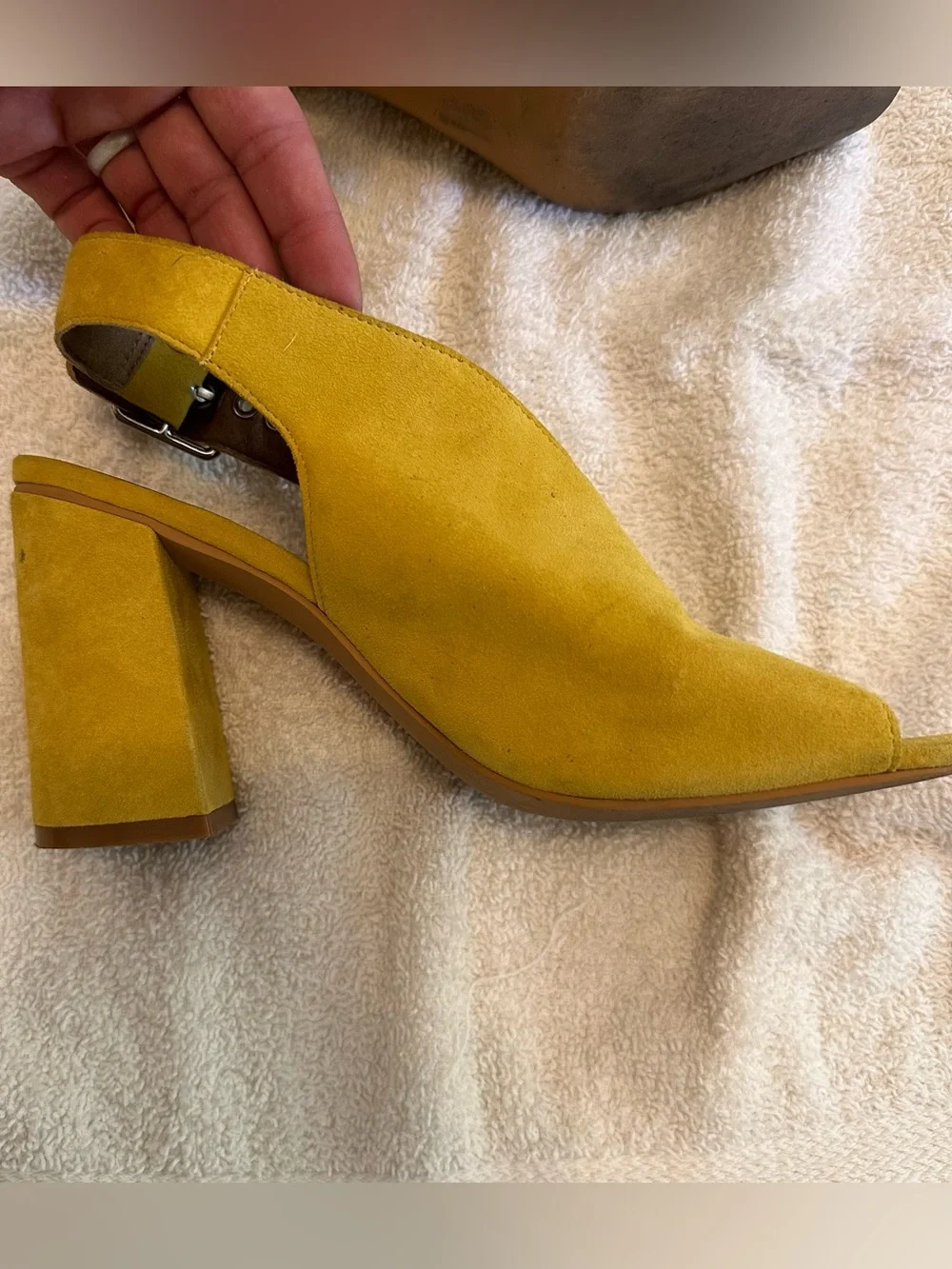 Brass Plum (BP) Yellow Suede Block Heel Slingback Sandals 7.5